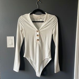Long sleeve soft bodysuit